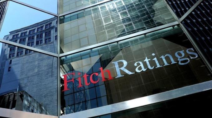 Raporti i Fitch Solution: Shqiperia nder vendet me rrezik te larte politik e ekonomik